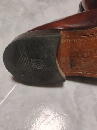 Zapatos Martinelli charol hombre marrones