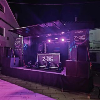 Remolque escenario móvil con equipo de sonido incl