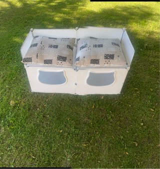 Cajon per gatti bianco e grigio