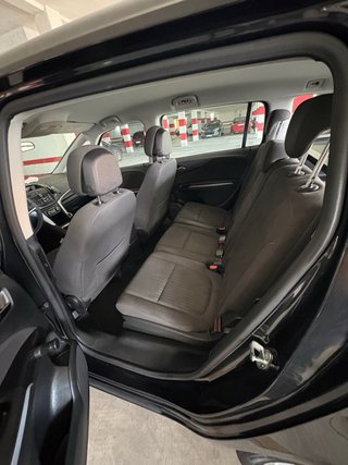 Opel Zafira Tourer 2014