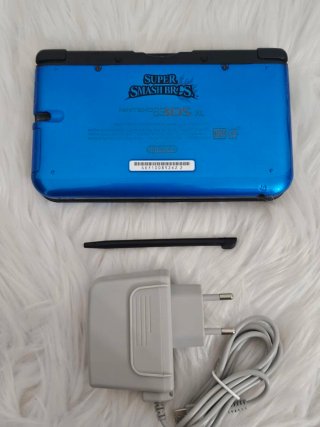 Nintendo 3DS XL Super Smash Bros. Edizione Blu