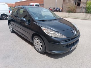 Peugeot 207 HDI 90 caballos. Perfecto de mecanica