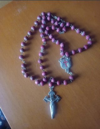 2 Rosarios.