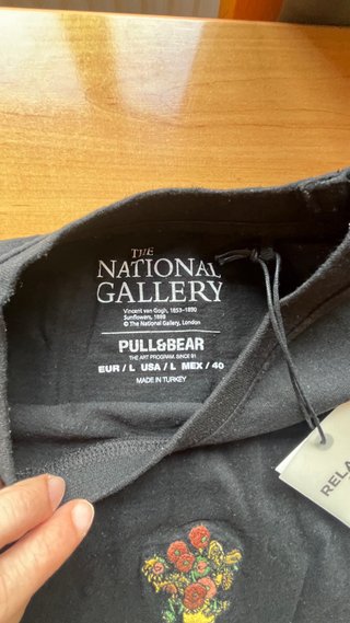 Camiseta Pull&Bear National Gallery sin estrenar