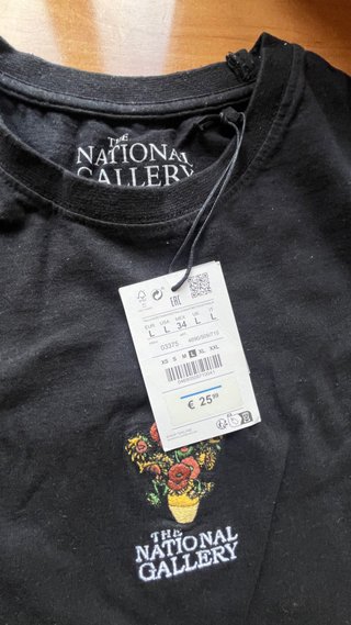 Camiseta Pull&Bear National Gallery sin estrenar
