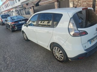 Renault Scenic 2015