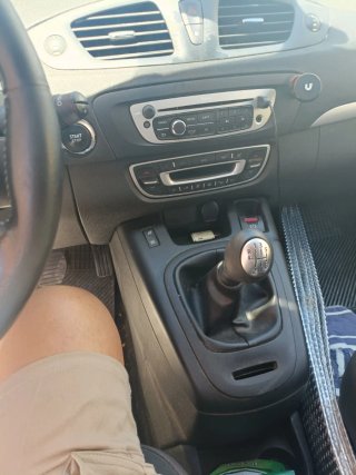 Renault Scenic 2015