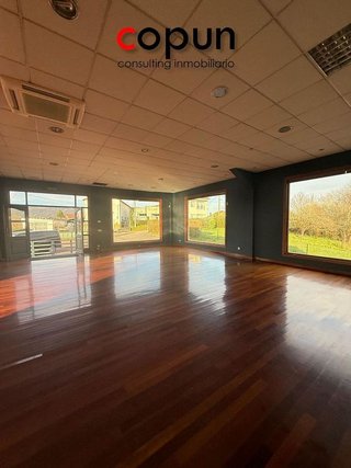 Nave industrial en venta en Parroquias de Oviedo en Oviedo