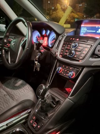 Opel Zafira Tourer 2014