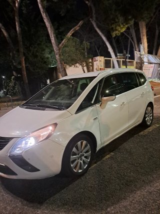 Opel Zafira Tourer 2014