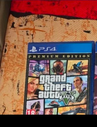 Grand Theft Auto V Premium Edition PS4