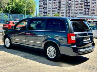 Lancia Voyager 2.8jtdm 178cv