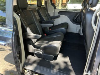 Lancia Voyager 2.8jtdm 178cv