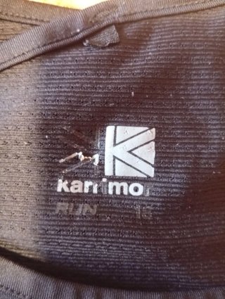 Camiseta deportiva Karrimor negra y rosa Talla L