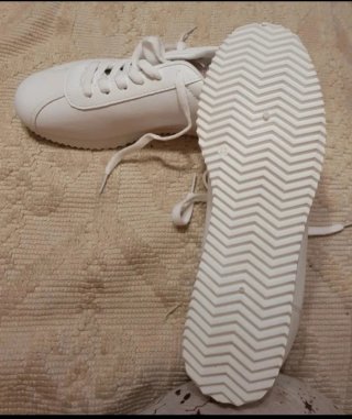 Zapatillas deportivas blancas y rosas talla 41