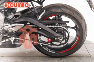 TRIUMPH STREET TRIPLE S