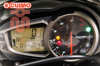 TRIUMPH STREET TRIPLE S