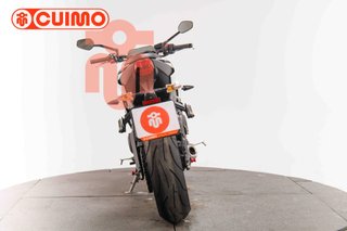 TRIUMPH STREET TRIPLE S