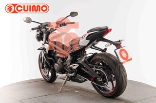 TRIUMPH STREET TRIPLE S