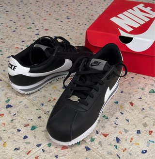 Nike Cortez Negro/Blanco Talla 36,5