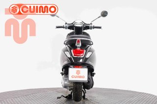 VESPA PRIMAVERA 125
