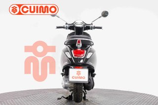 VESPA PRIMAVERA 125