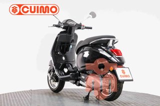 VESPA PRIMAVERA 125
