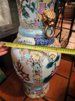 Vaso de porcelana vintage decorado