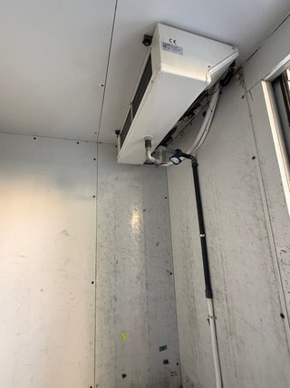 Cámara frigorífica profesional grande