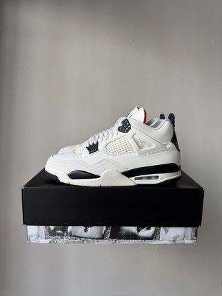 Air Jordan 4 Retro ‘Flight Club’