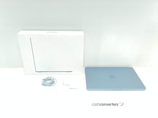 portatil apple apple macbook air m4 10-core 4.4 15 (10gpu) (2025) (a3241)