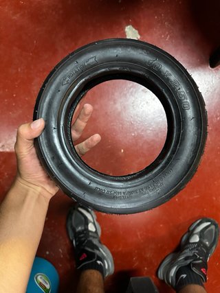 Rueda 10x2.50 para patinete eléctrico