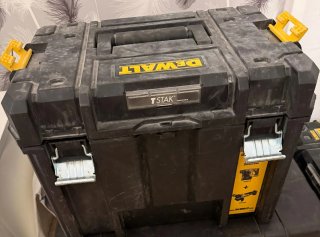 Dewalt