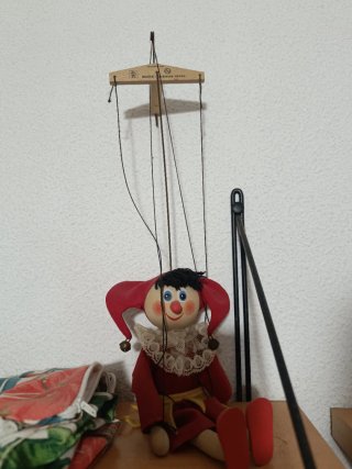 Marioneta payaso de madera