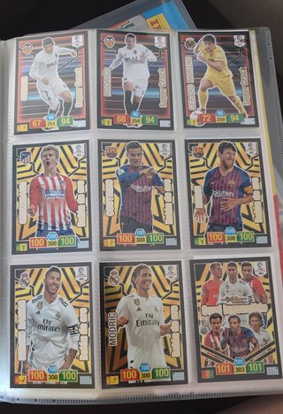 Colección Adrenalyn 2018-19 Panini Completa
