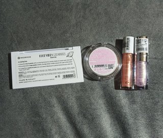 Lote Maquillaje Essence