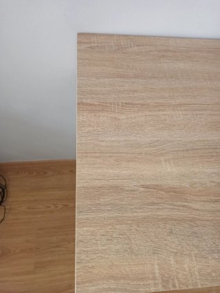 Escritorio madera y blanco con cajones