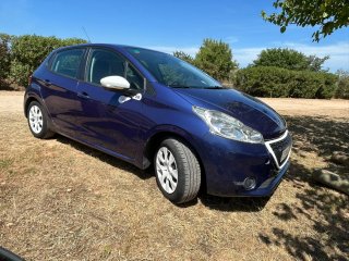 Peugeot 208 2015