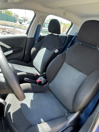 Peugeot 208 2015