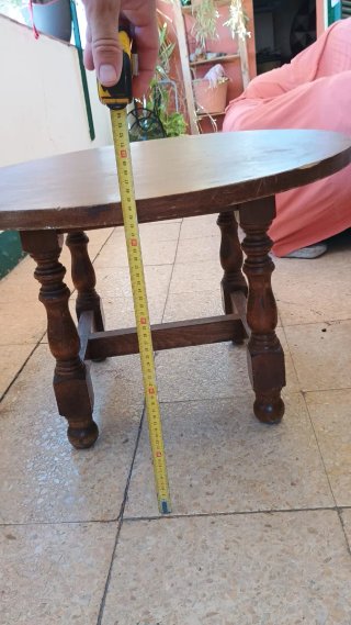 MESITA DE ROBLE ANTIGUA 70 X 45