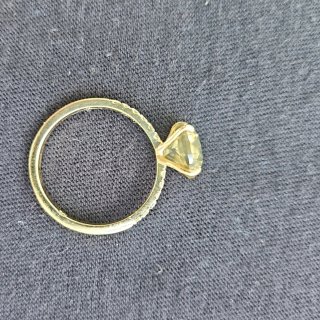 Impresionante anillo con diamante natural 3ct