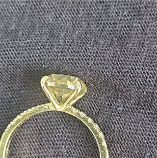 Impresionante anillo con diamante natural 3ct