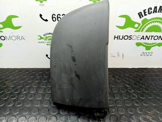 Moldura renault 8200229882 trafic caja 98130