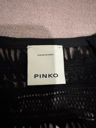 Blusa Pinko nera manica 3/4