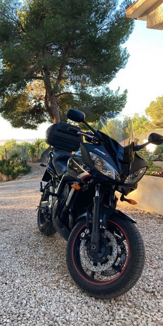 Yamaha Fazer 600 S2 Negra