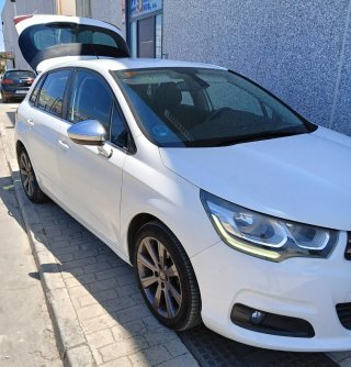 Citroen C4 2015 (Coche de un familiar mio)