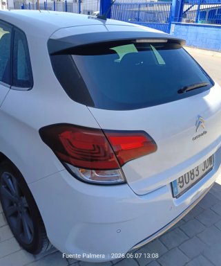 Citroen C4 2015 (Coche de un familiar mio)