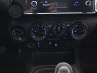 Toyota Hilux 2.4 D-4D Cabina Doble GX