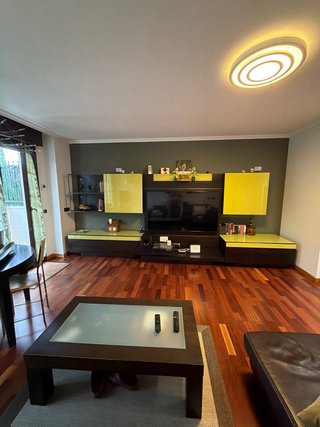 Mueble salón italiano madera y cristal