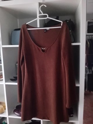 Precioso vestido y obsequio de 3 prendas